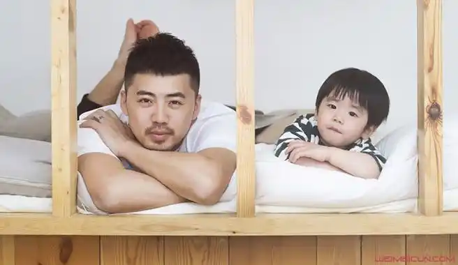 超女黄英身价过亿 黄英老公曹帅个人资料