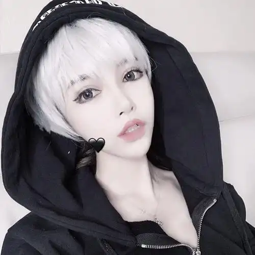 三色堇儿自截自调奶奶灰女头