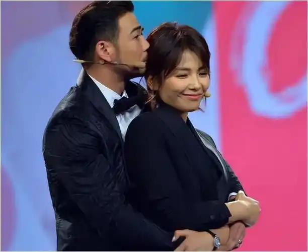 要钱不要脸?刘涛黑料缠身口碑崩盘,"反噬"效应逐渐显现!