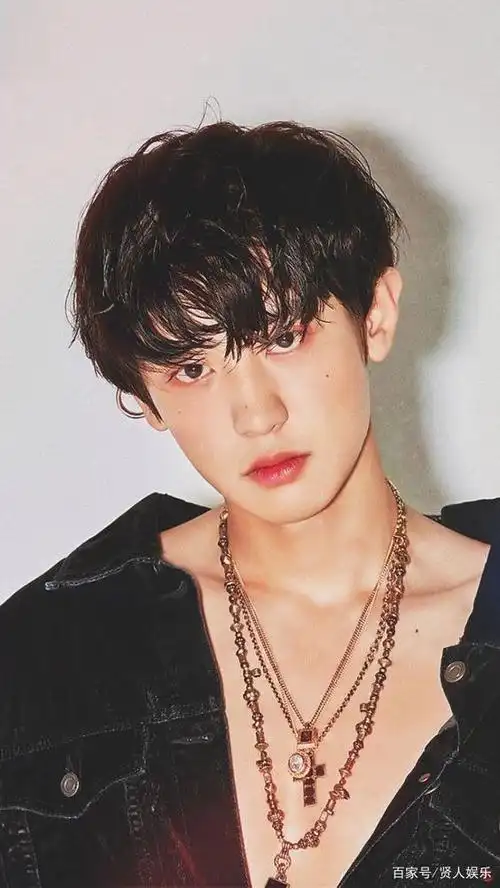 exo朴灿烈精美写真,溢出屏幕的帅气,快来带走