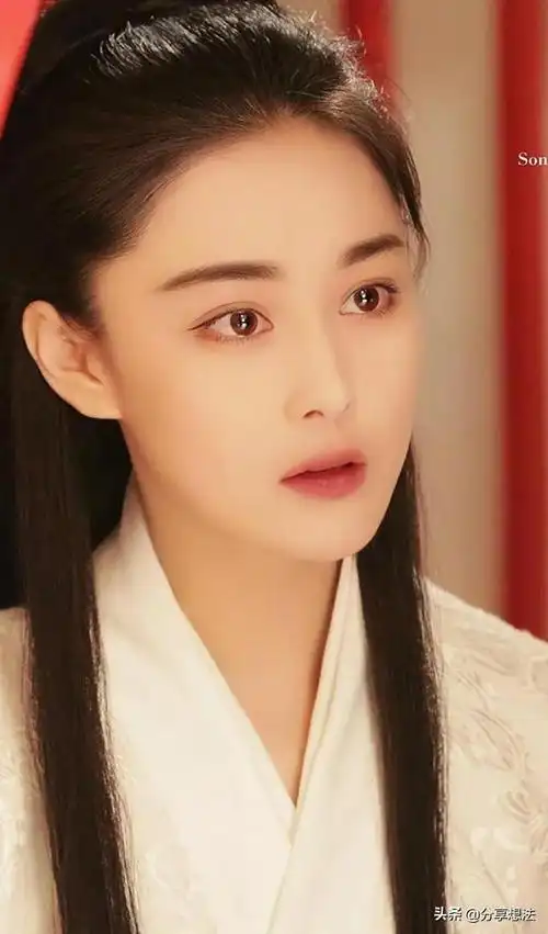 张馨予高清壁纸二