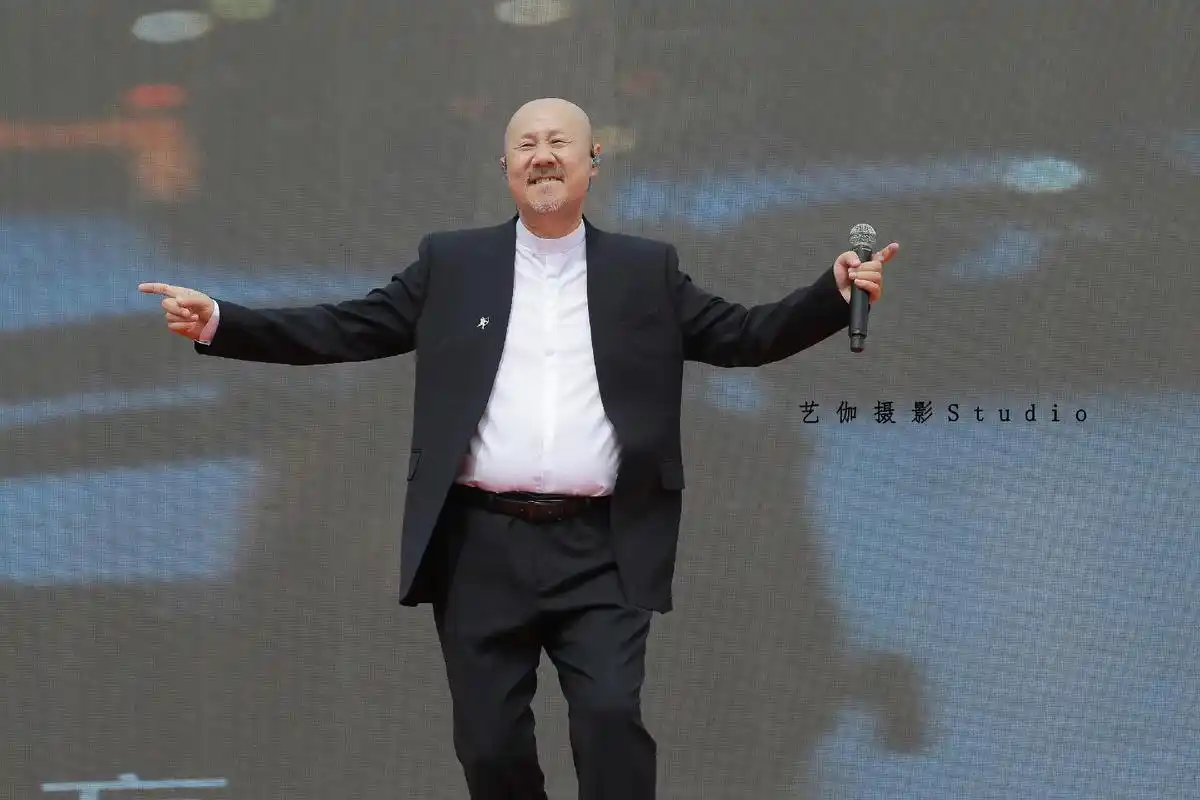 演唱会 #演唱会现场 腾格尔老师8.28延吉演出现场拍摄原 - 抖音