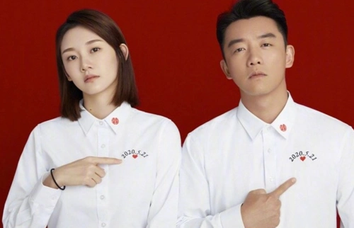 明星结婚证件照陈妍希夫妇乖巧郑恺夫妇很酷他们是最特别的