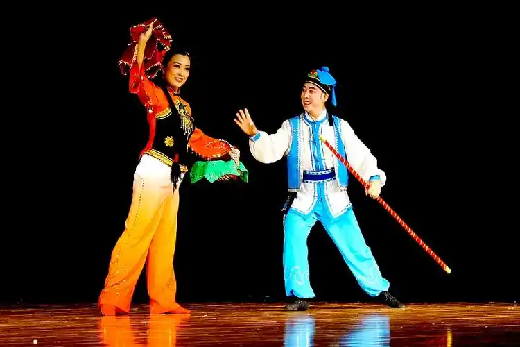 二人台_国学网-国学经典-国学大师-国学常识-中国传统文化网-汉学研究