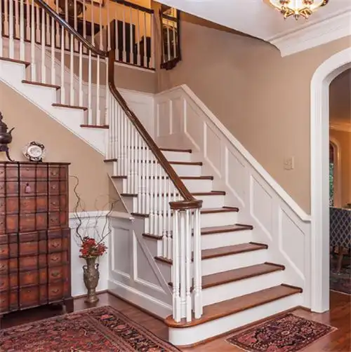 楼梯扶手转角设计时要注意什么 哪种楼梯扶手好