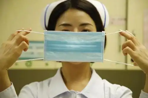护士小姐姐划重点戴过的口罩怎么处理做好这点很重要