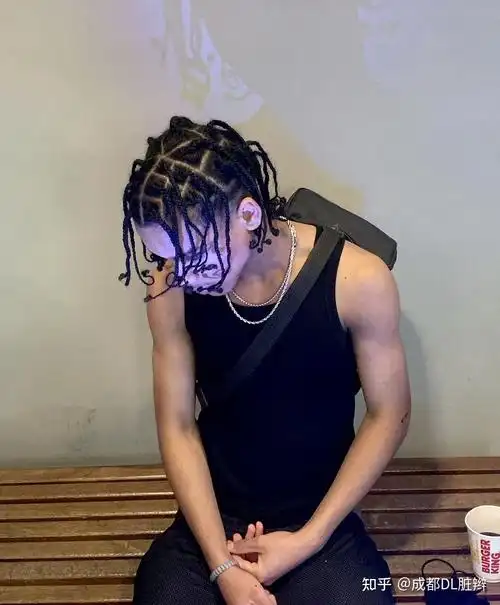 想留个地垄沟,大概需要多长头发,适合什么脸型,能保持多久? - 知乎