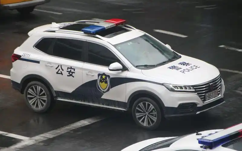 活动  【上海公安】使用星际警灯的杨浦erx5警车