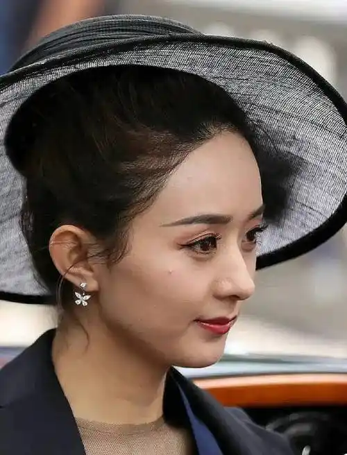 原创赵丽颖真实路透被爆满脸红疹加弥勒脸剧方哭死粉丝幻灭了