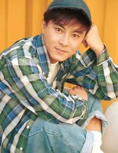 张卫健,怎么走到了今天?_张茜_妻子_关系