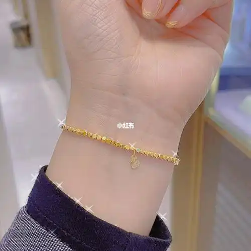 周大福蹦迪手链