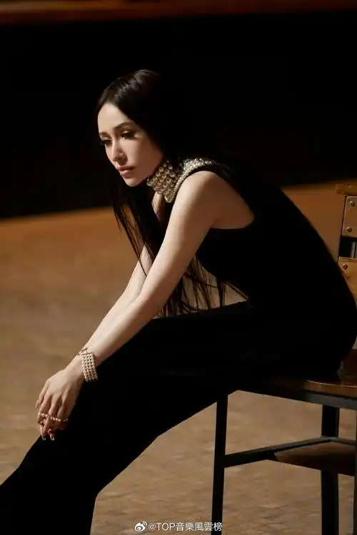 萧亚轩被寄威胁信