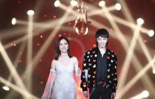 原创冠军jessiej结石姐歌手还会有下一季吗所有幕后都在这