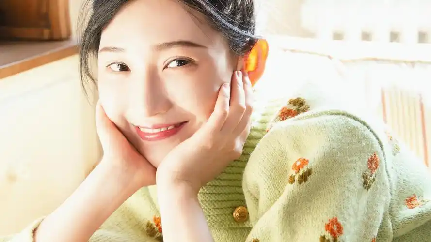 少女可爱俏皮写真