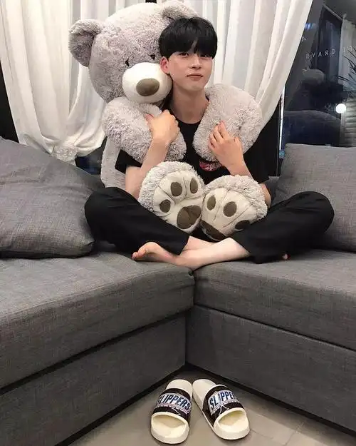 这些男生日常照,完全是女友视角照的绝佳范本!