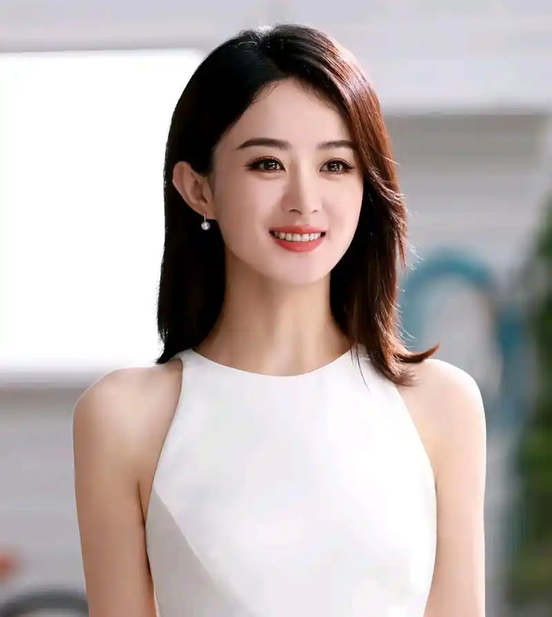 35岁的赵丽颖,引发热议!