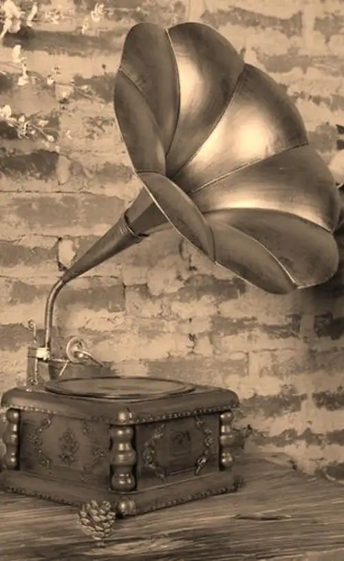 303班 写美篇暖阳下,迎芬芳… 大襟衣,小长衫们 演绎一场唯美的民国风