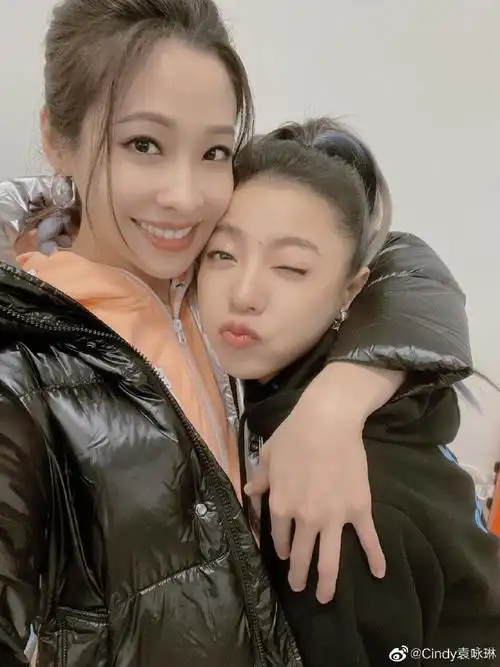 袁来如此##丁当袁咏琳神仙打架##超新星运动会