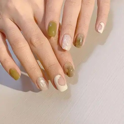 指甲也要清凉一下2021夏日美甲图鉴显白温柔款式都在这