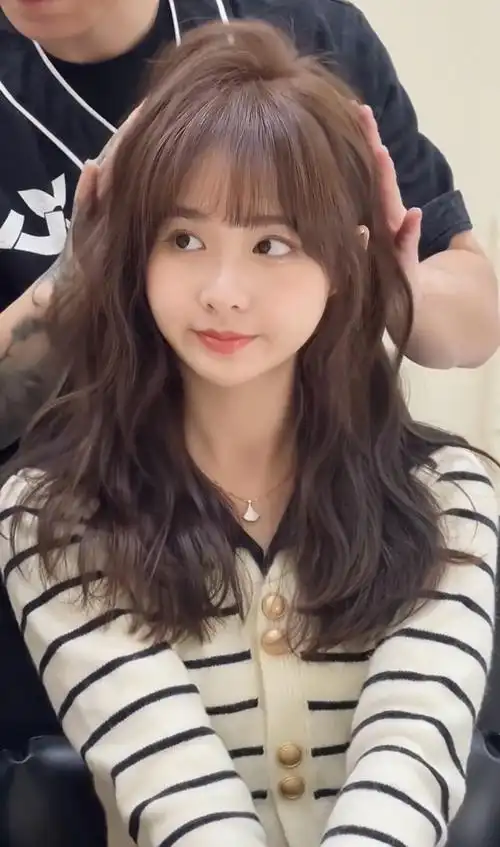 n完全不会显老气～～满满的温柔甜美感,还有森系文艺气息,法式卷