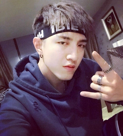 在热播剧《锦绣未央》和《楚乔传》中,金瀚饰演的都是阴狠毒辣的角色