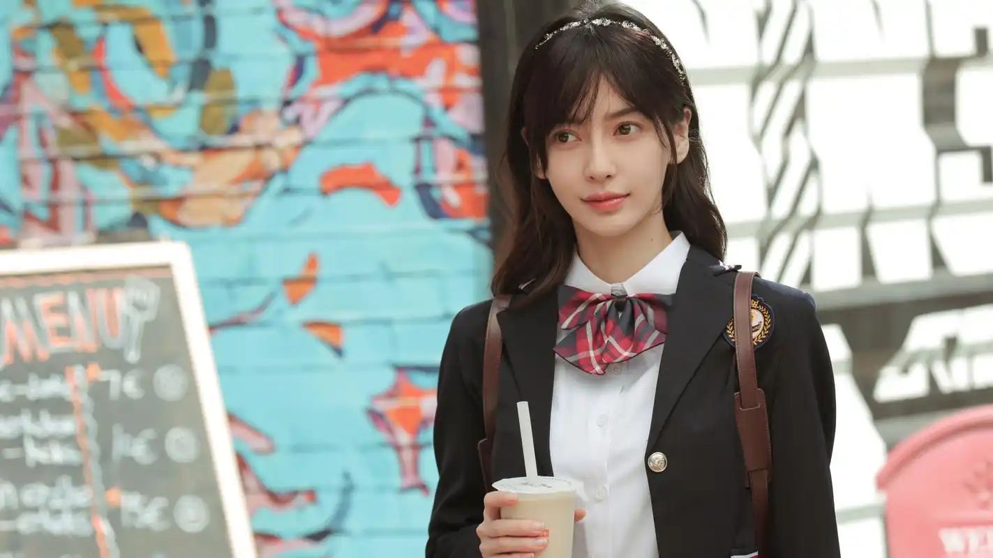 暮色心约杨颖雪中落泪# ·boss颖@angelababy 校服造型9615 听说