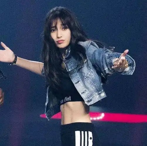 至于宋茜,吴宣仪和孟美岐等女团人气明星,也通过各种锻炼方式拥有了