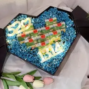 情人节520礼物满天星爱心礼盒diy材料包送男友生日礼物煊赫门花束