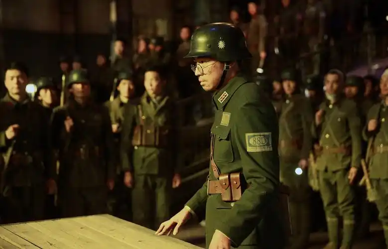 上官志标俞灏明第一次演战争片跑到虚脱丨八佰演员说