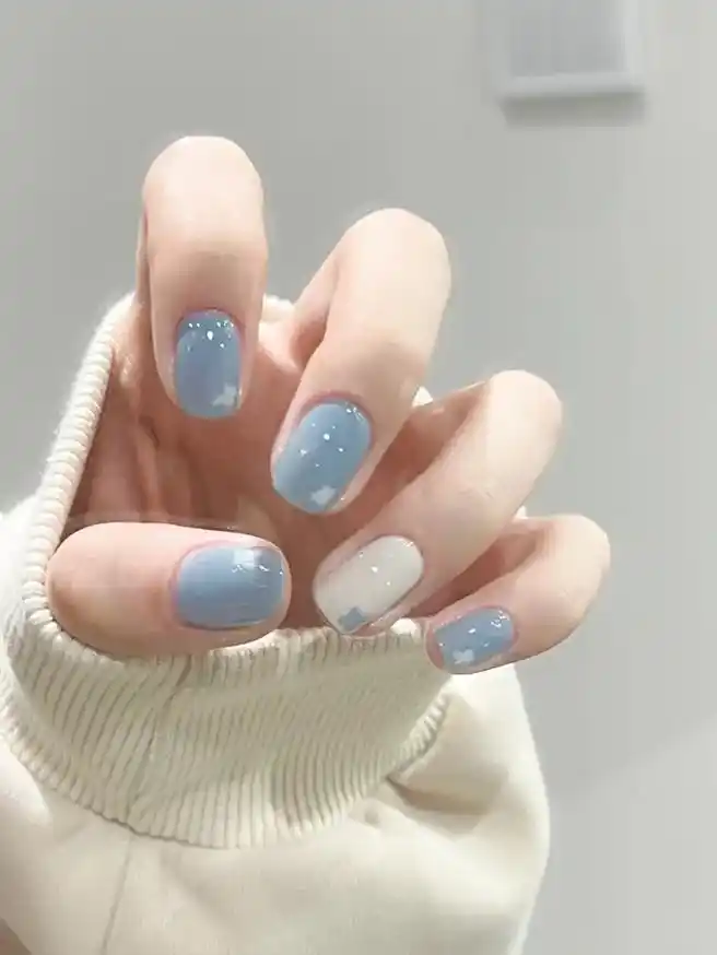 奶敷敷蓝色美甲92|这个可爱的氛围感有了.