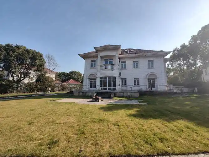 上海房产网>上海二手房>松江二手房>佘山二手房>世茂佘山庄园(一期)>