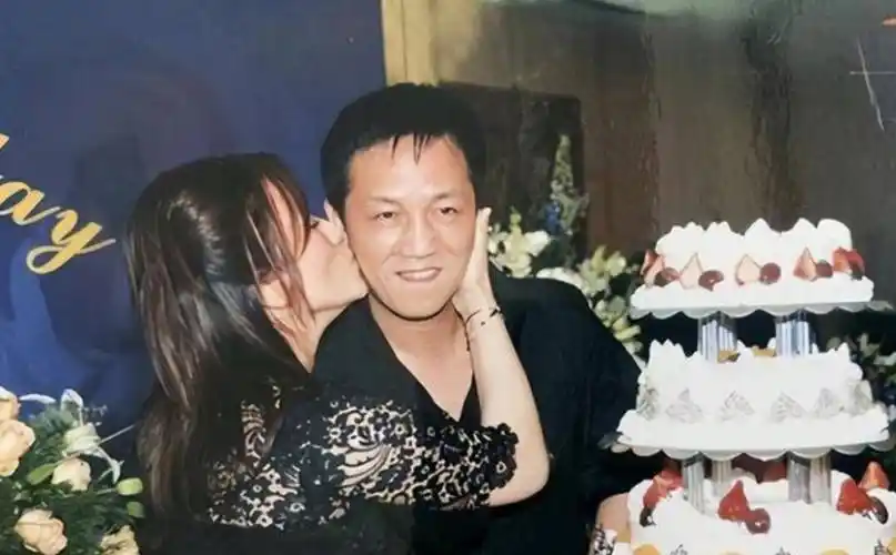 《繁花》原型,上海首富的神秘往事 || 深度_周正毅_女人_电视剧