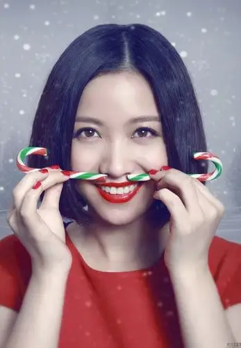 求姚贝娜高清图片,做头像用的_百度知道