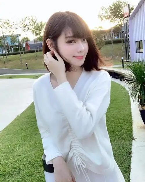 美女照片,美女图片马来西亚极品童颜美女amy香儿高清自拍,生活照图集