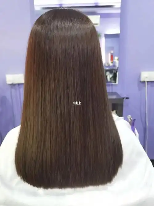 怡保发廊柔顺离子烫