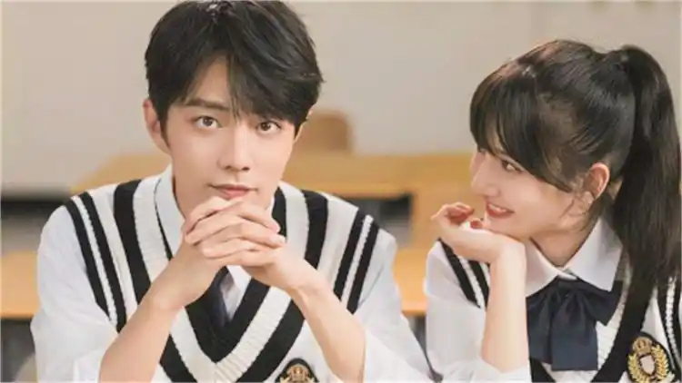 肖战女朋友太漂亮了!两人甜蜜合唱《最好的夏天》,单曲循环亿遍