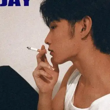 高清颓废的帅气吸烟男头图片,男生头像图片