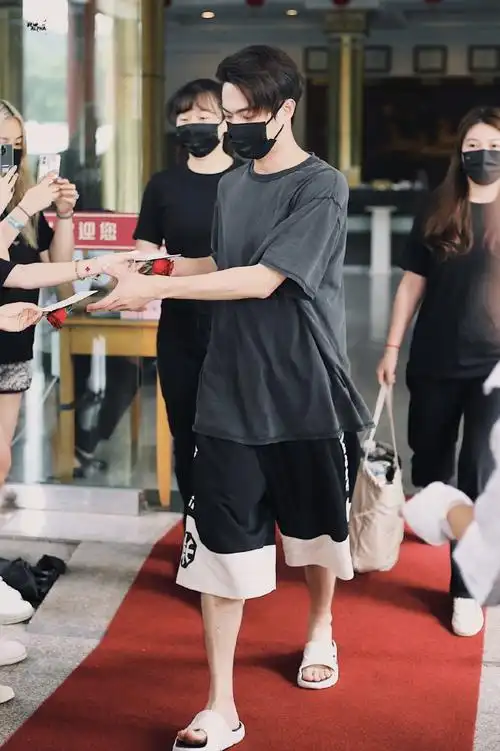 fendi品牌形象大使许凯