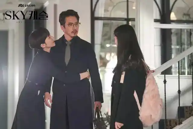 天空之城破韩剧收视记录家庭爱暴力引全民关注