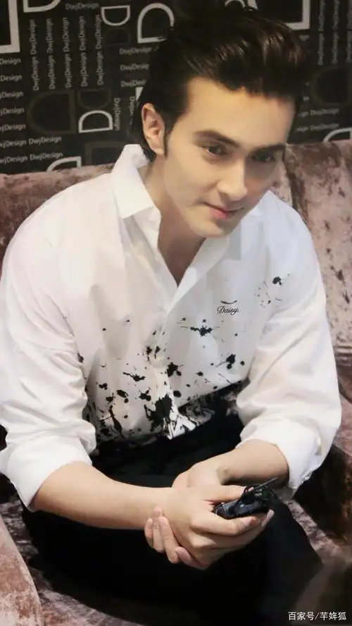 高伟光:画面太美不敢直视,怎就一个美字了得