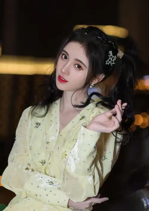 鞠婧祎高马尾青春活力,这颜值也太高了吧