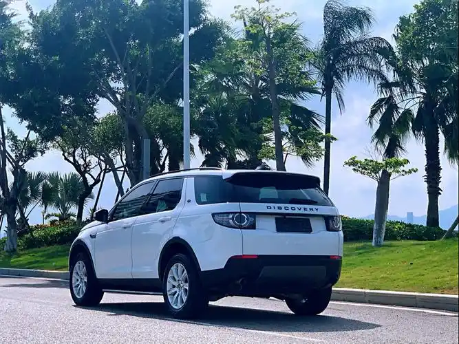 【厦门】2018年4月 路虎 发现神行 2018款 240ps se版 自动档