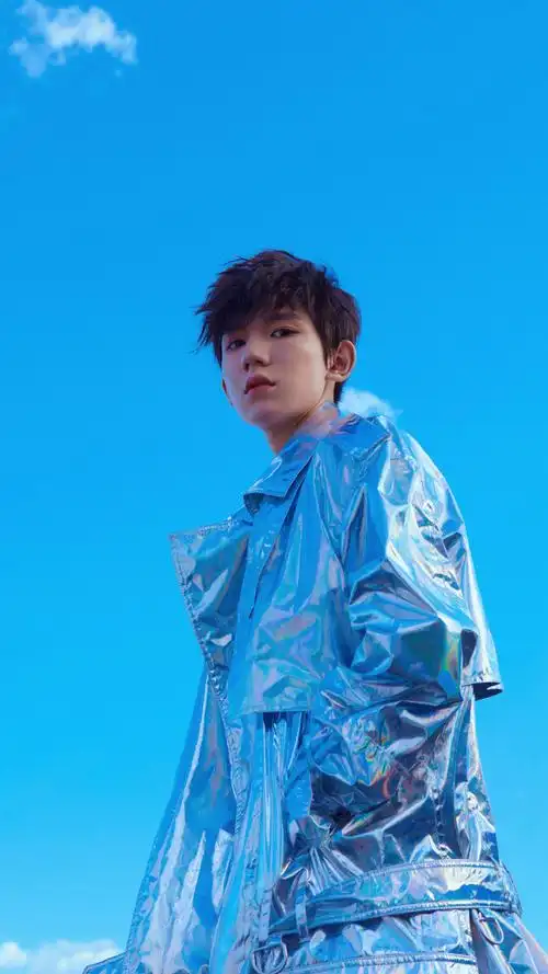 王源超帅演唱会写真手机壁纸-明星-手机壁纸下载-美桌网