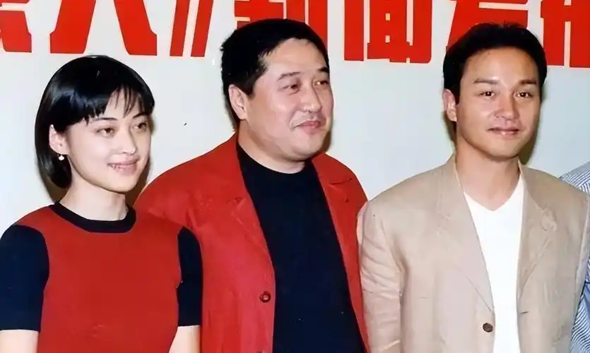 回顾梅婷:拒绝名导演,为前夫花400万,二婚嫁摄影师幸福圆满