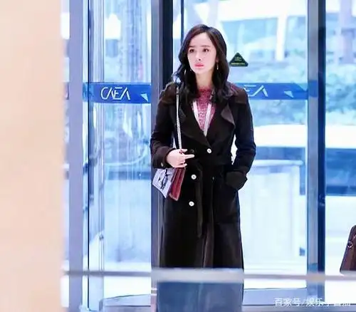 谈判官杨幂服饰大盘点每件都好美带货女王不是白叫的