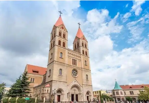 天主教堂和基督教堂的区别是什么?主要有四点不同