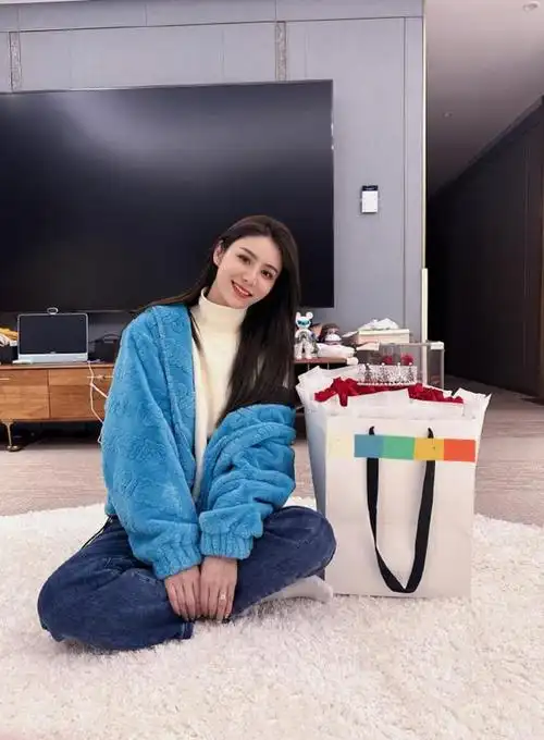 林峯老婆张馨月分享婚后生活,却被网友嘲讽总是在模仿吴千语|林峰