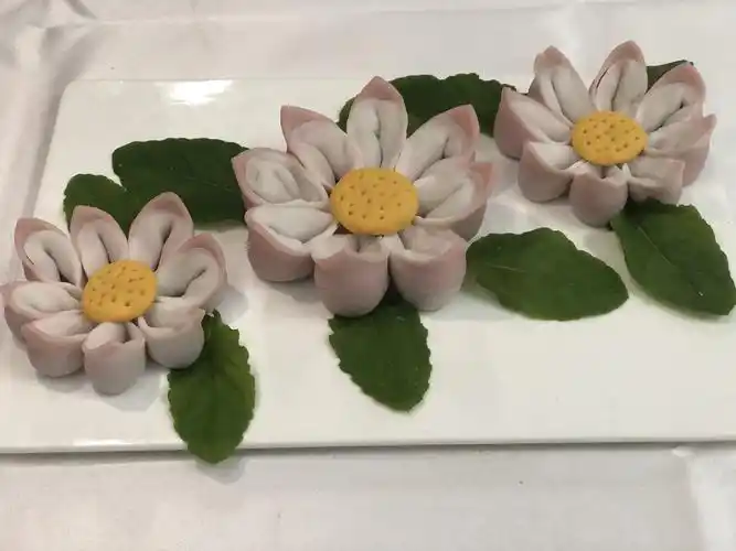 食品学院师生参加河南省第三届冬至饺子创意大赛决赛获得优异成绩