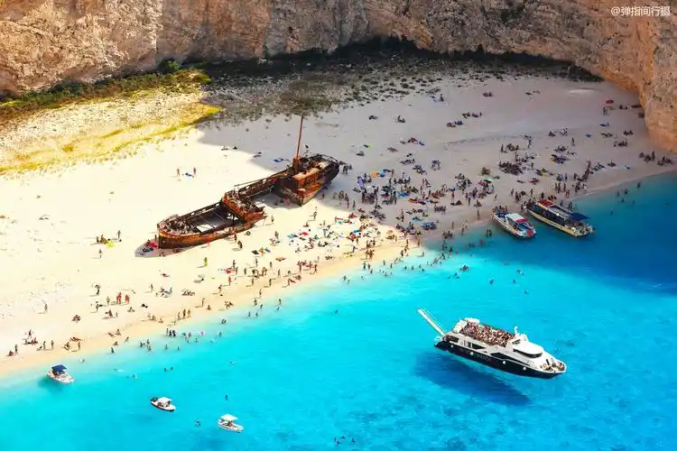 原创希腊小众海岛,以特洛伊国王子名字命名,是《太阳的后裔》取景地