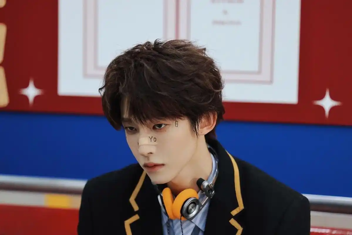 每一次看刘宇的照片都会被脸的精致程度惊艳!